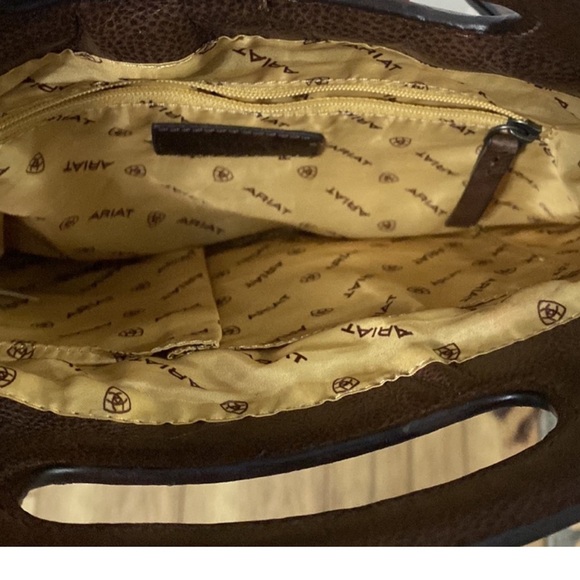 ARIAT Brynlee Conceal Carry Multicolor Aztec Handbag Shoulder Bag retail $180 - Picture 9 of 12